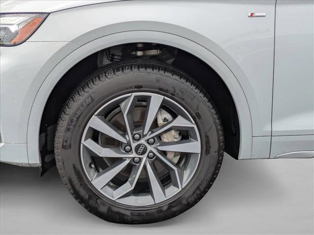 Used 2023 Audi Q5 2.0T Premium w/ Convenience Package AWD/4WD image 14