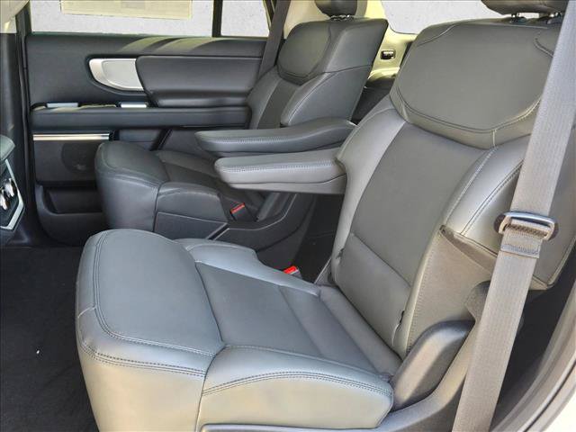 New 2026 Ford Expedition Active RWD image 16