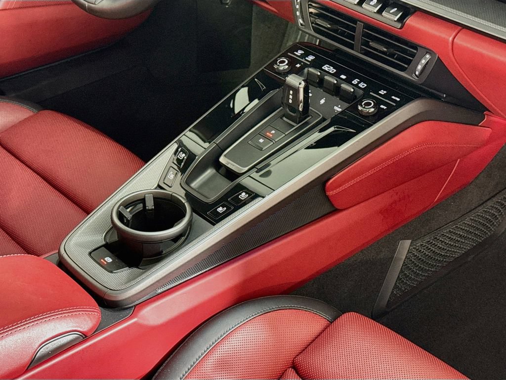 Certified 2025 Porsche 911 Carrera T RWD image 20
