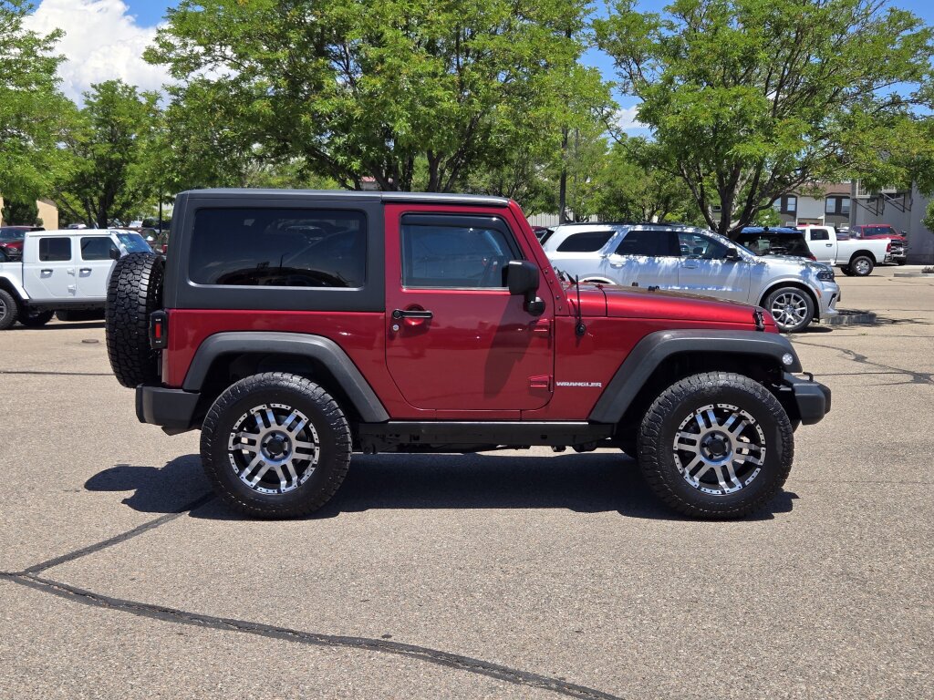Used 2012 Jeep Wrangler Rubicon w/ PWR Convenience Group AWD/4WD image 2