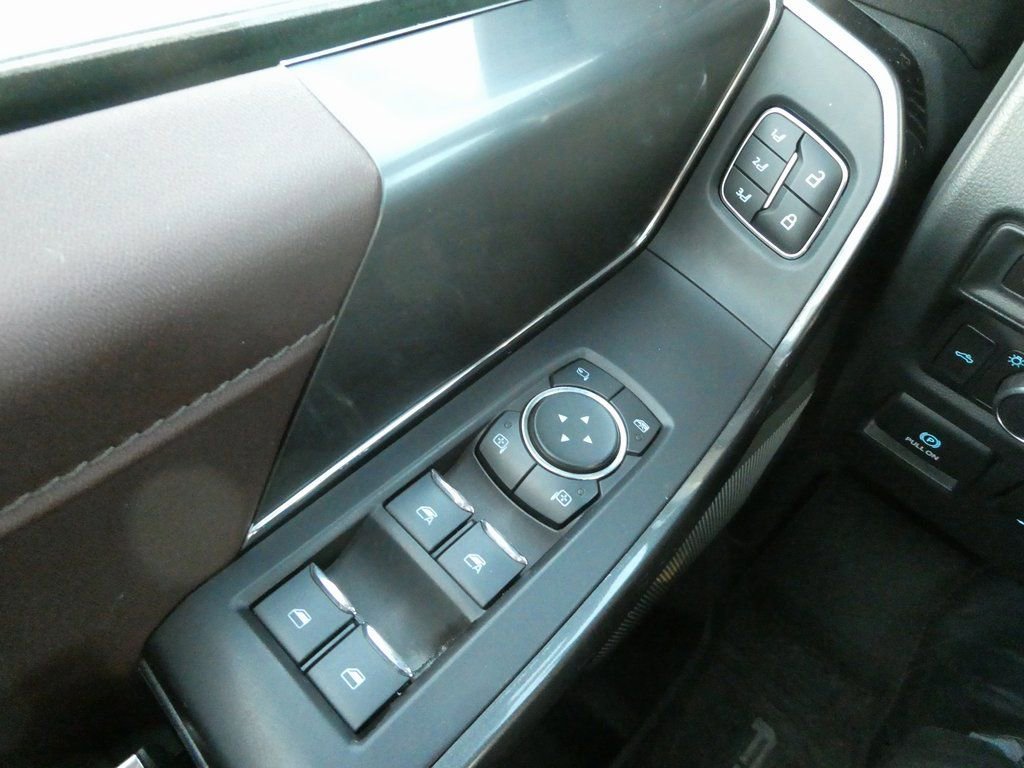 Used 2021 Ford F150 Lariat w/ Equipment Group 502A High AWD/4WD image 17