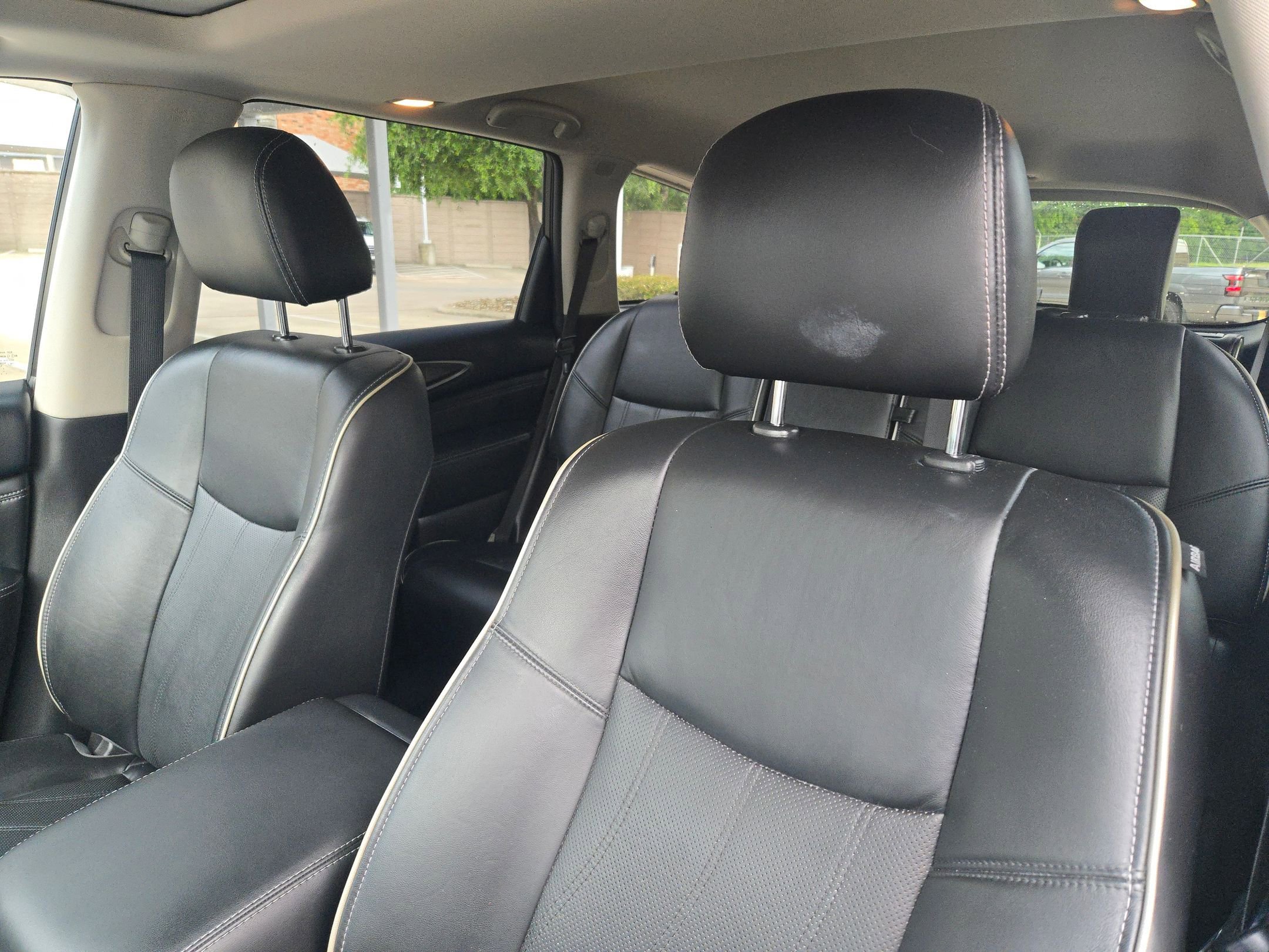 Used 2017 INFINITI QX60 FWD w/ Premium Package image 9
