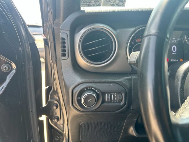 Used 2022 Jeep Wrangler Unlimited Sport AWD/4WD image 20