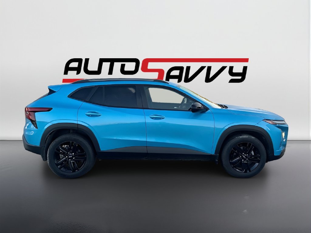 Used 2025 Chevrolet Trax ACTIV w/ Sunroof Package FWD image 8