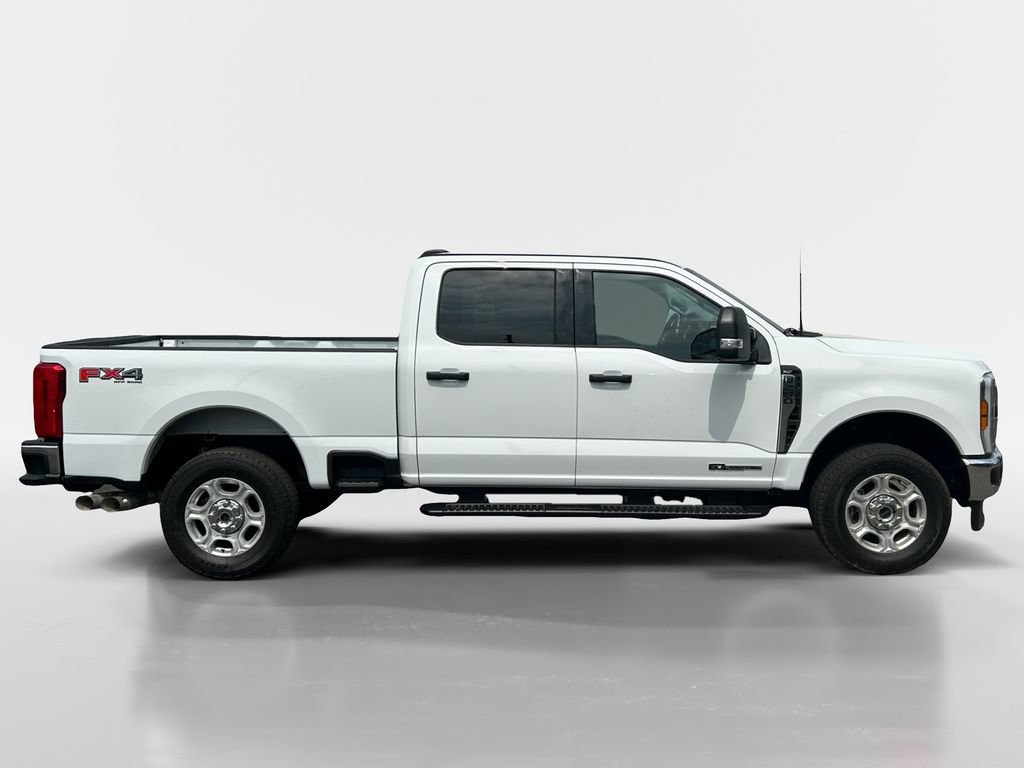 Used 2025 Ford F250 XLT w/ FX4 Off-Road Package AWD/4WD image 7