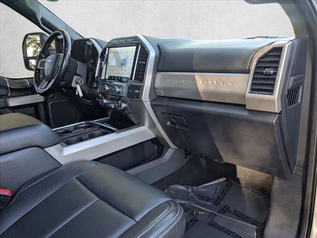 Used 2022 Ford F250 Lariat w/ Black Appearance Package AWD/4WD image 19