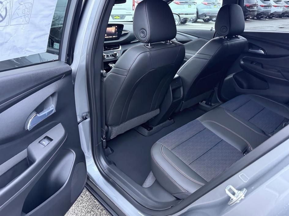 New 2026 Buick Envista Preferred image 9