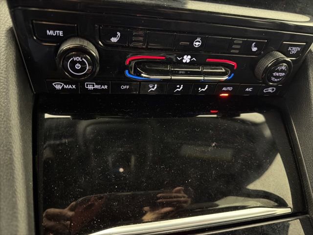 Used 2024 Jeep Grand Cherokee L Laredo AWD/4WD image 32