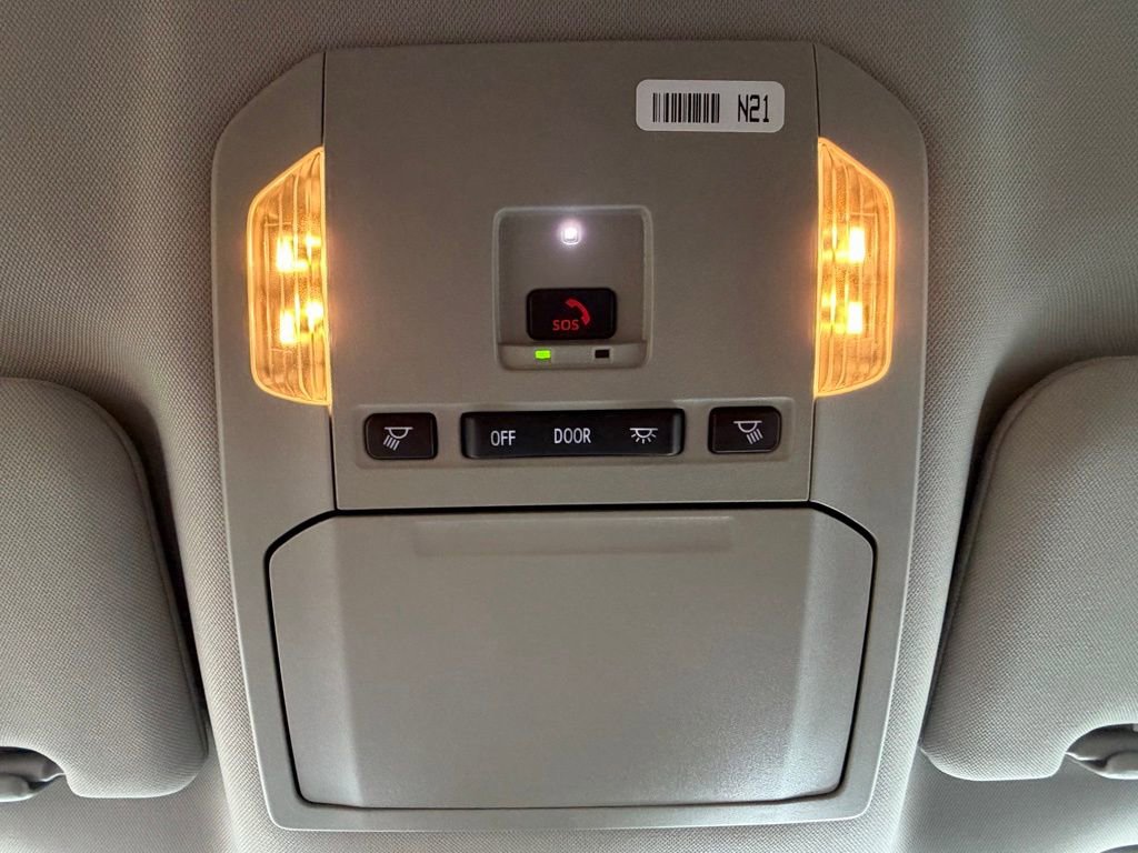 Used 2024 Toyota Highlander LE image 31