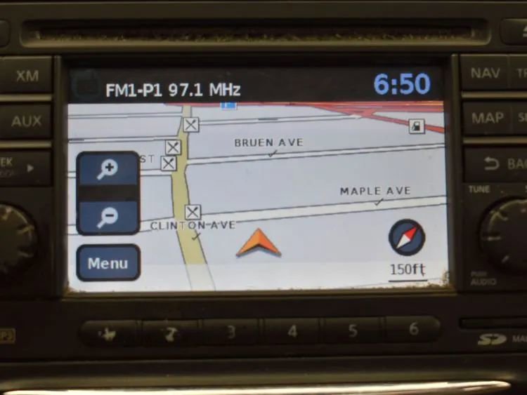 Used 2012 Nissan Rogue SL image 29