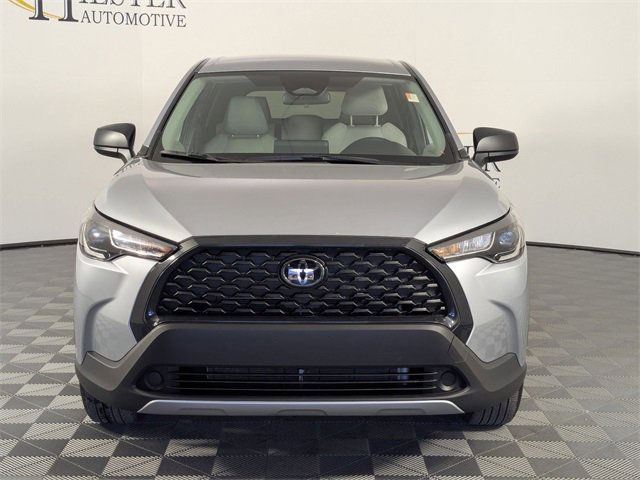 Used 2024 Toyota Corolla Cross L image 3