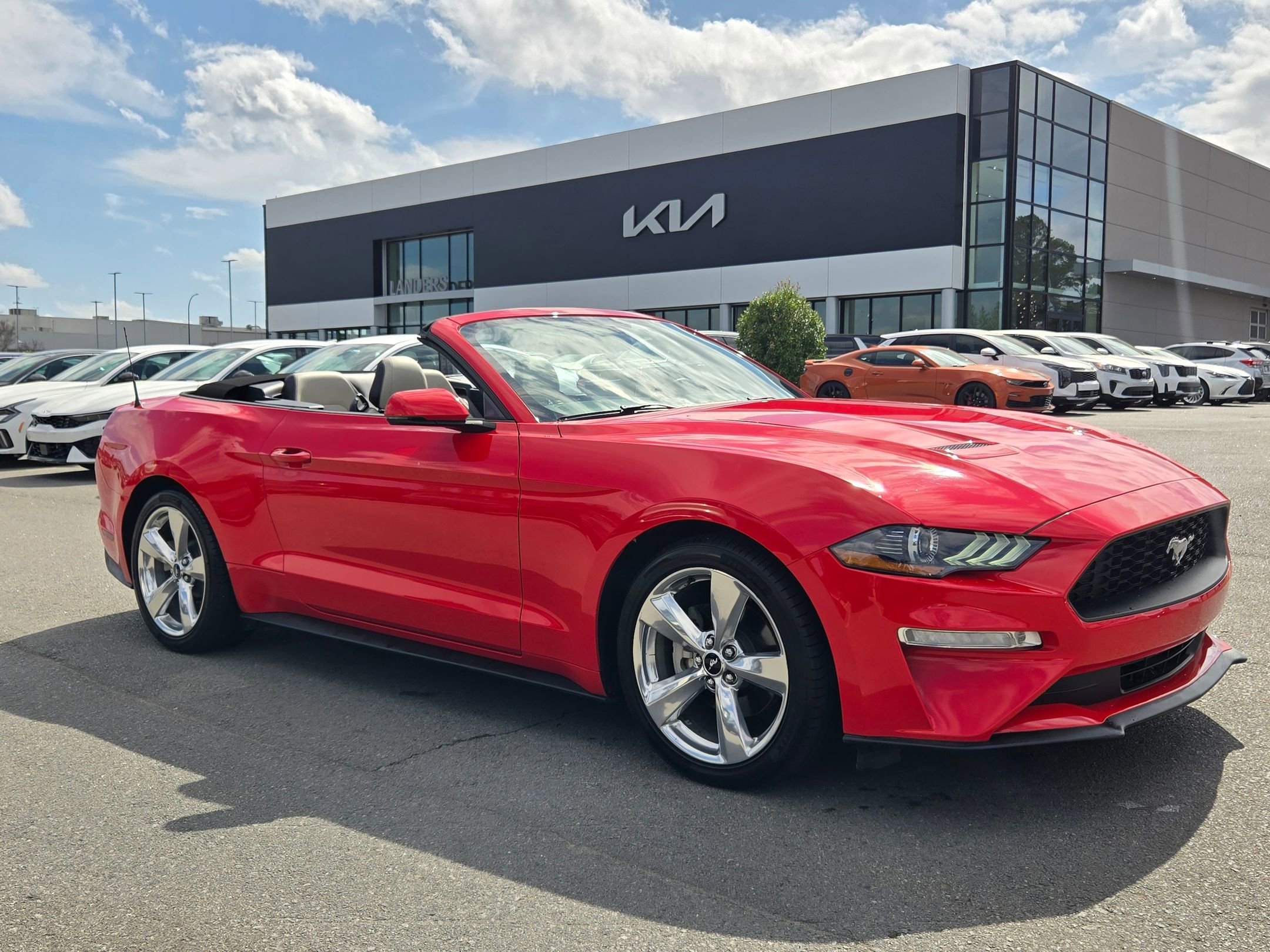 Used 2019 Ford Mustang Premium image 9