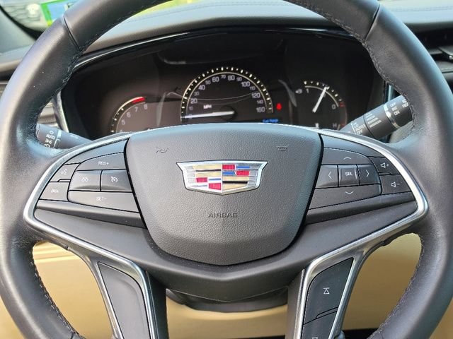 Used 2018 Cadillac XT5 AWD image 27
