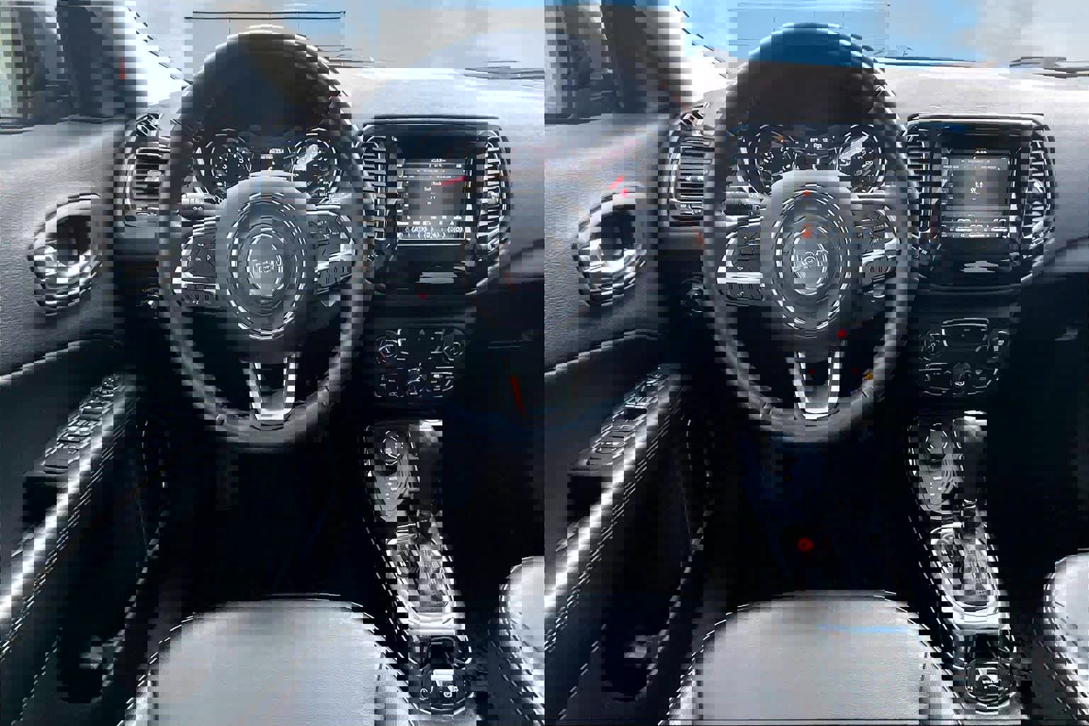 Used 2019 Jeep Compass Altitude image 15