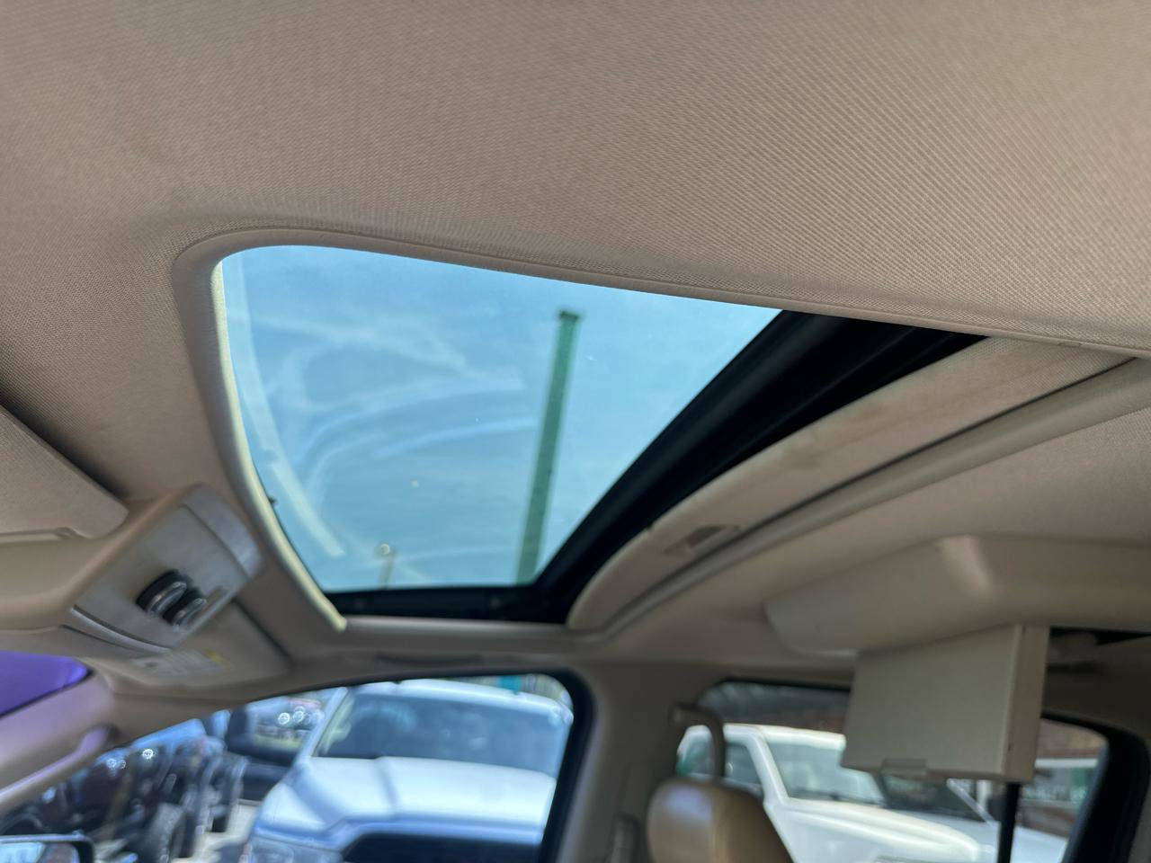 Used 2011 Nissan Armada Platinum image 13