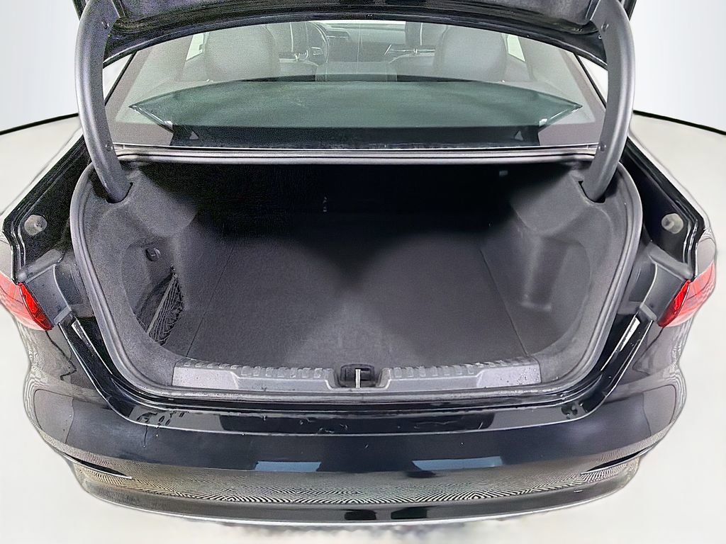 Used 2024 Audi A3 2.0T Premium image 28