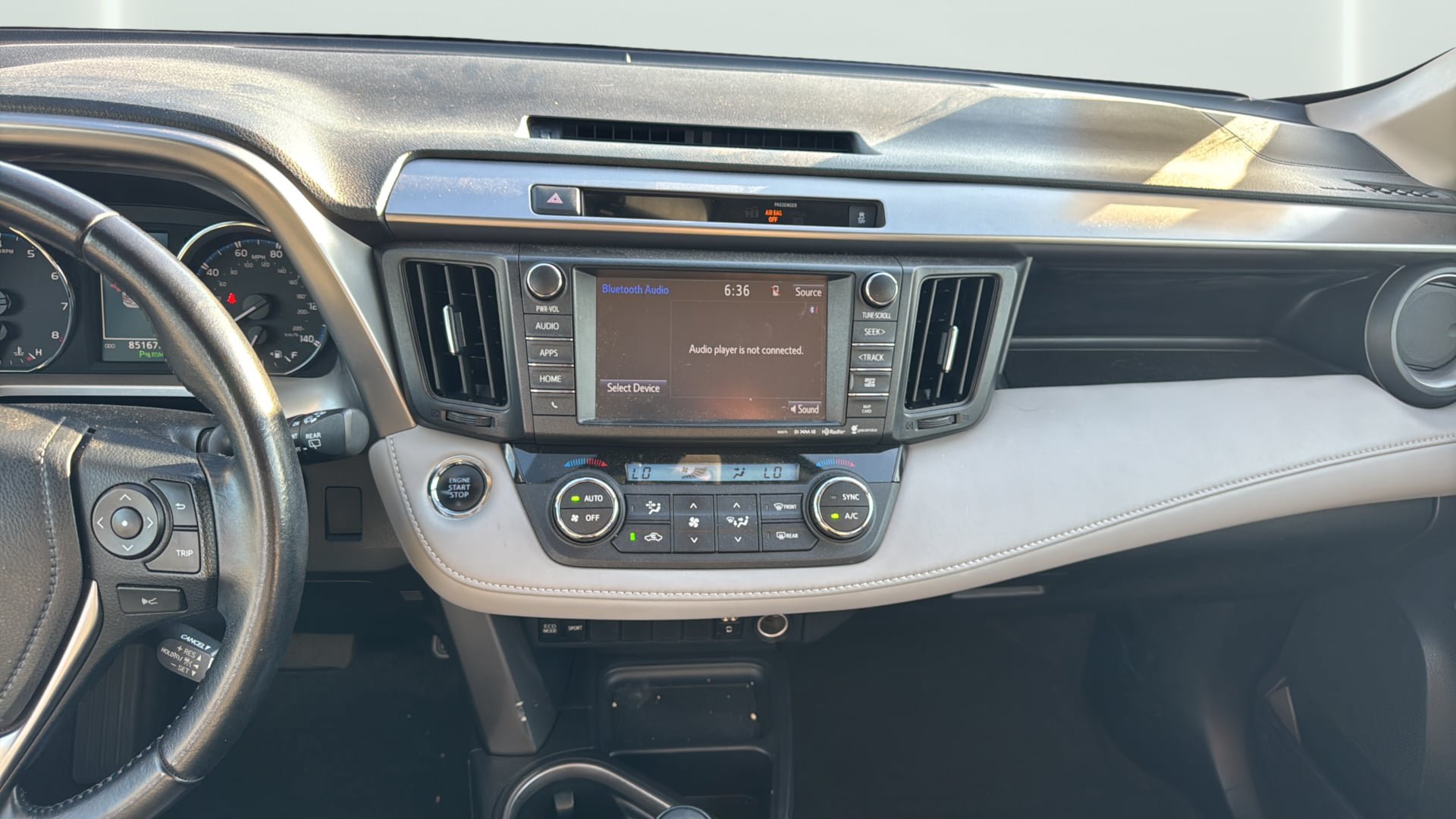 Used 2016 Toyota RAV4 XLE w/ Convenience Package AWD/4WD image 25