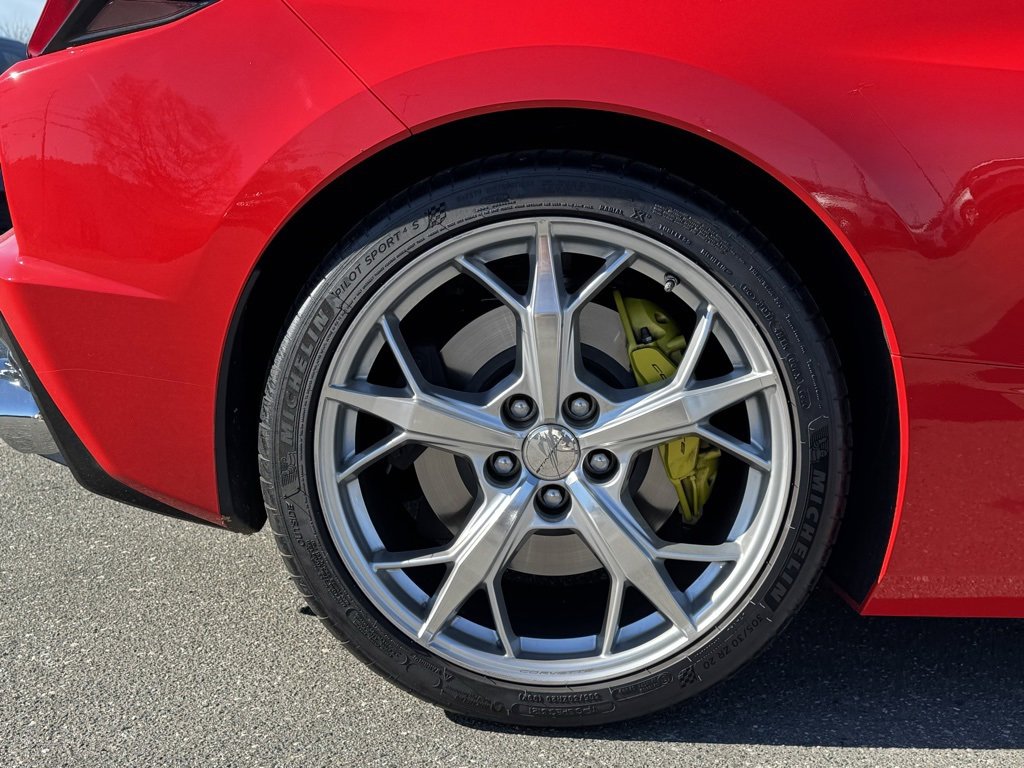 Used 2020 Chevrolet Corvette Stingray Premium Cpe w/ 3LT Preferred Equipment Group image 45