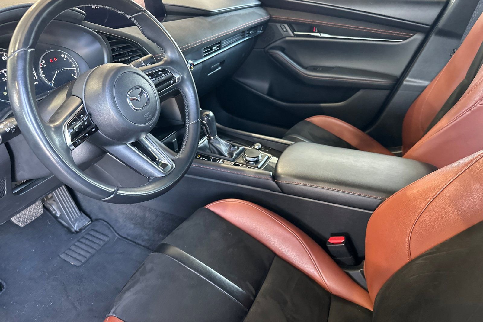 Used 2024 MAZDA MAZDA3 s AWD/4WD image 9