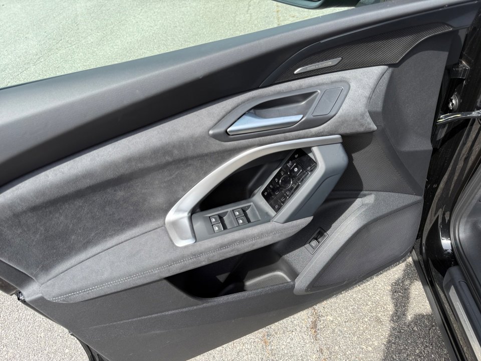 New 2026 Audi SQ5 Premium Plus image 32