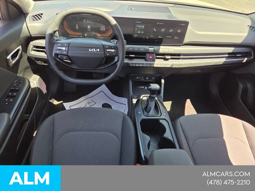 Used 2025 Kia K4 FWD image 10
