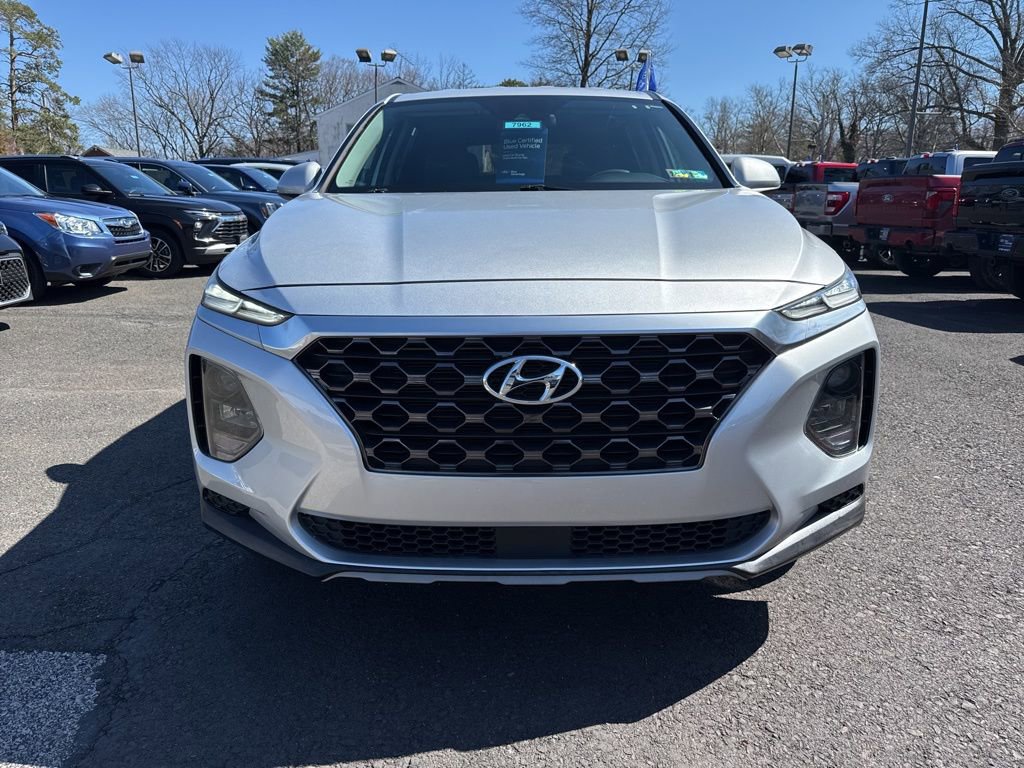 Used 2020 Hyundai Santa Fe SE image 2