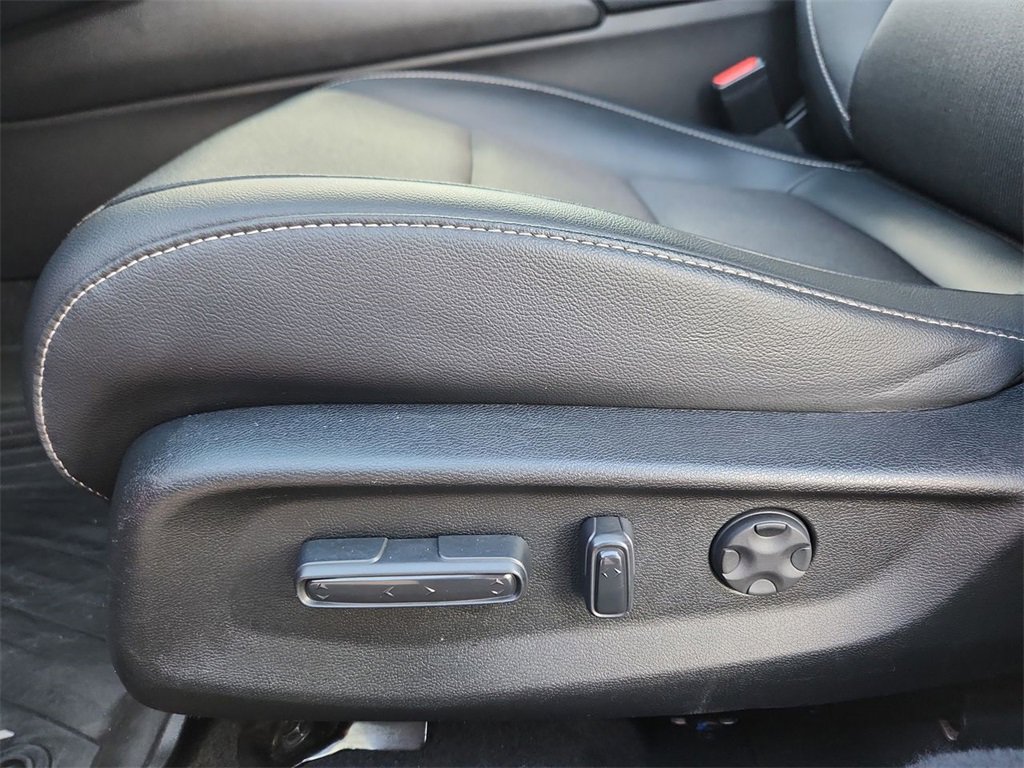 Used 2022 Honda Accord Sport image 11