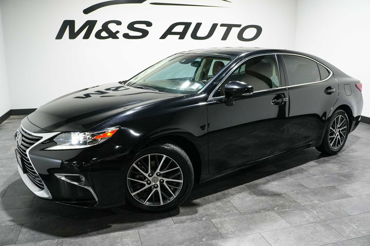 Used 2016 Lexus ES 350 w/ Navigation System Package FWD image 2