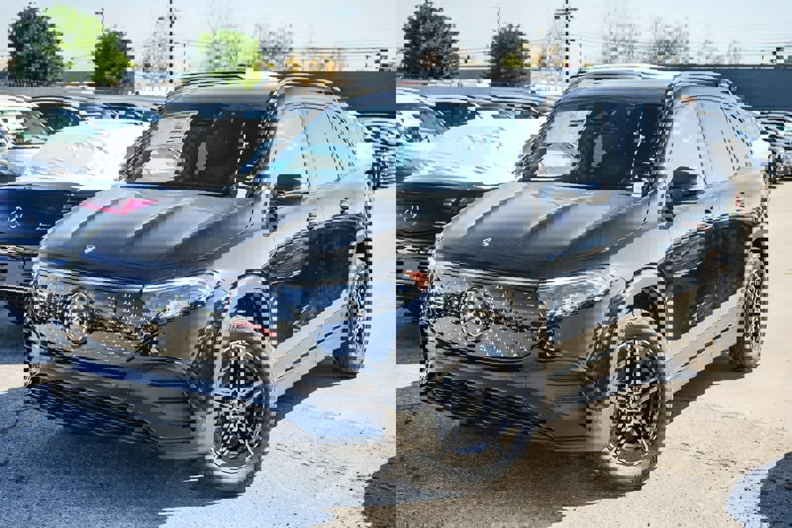 New 2024 Mercedes-Benz EQB 300 4MATIC image 1