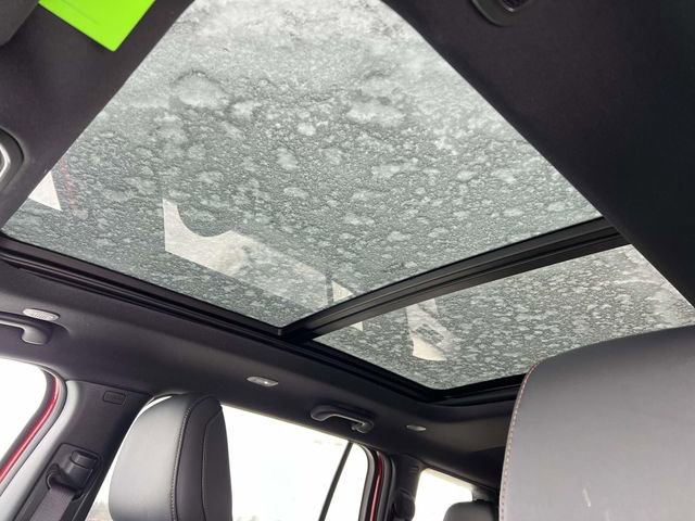 New 2026 Jeep Cherokee Overland w/ Trailer Tow Group image 19