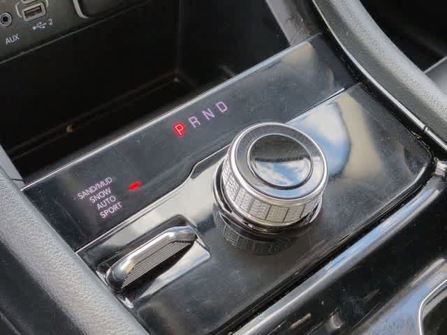 Used 2023 Jeep Grand Cherokee Limited w/ Black Appearance Package image 31