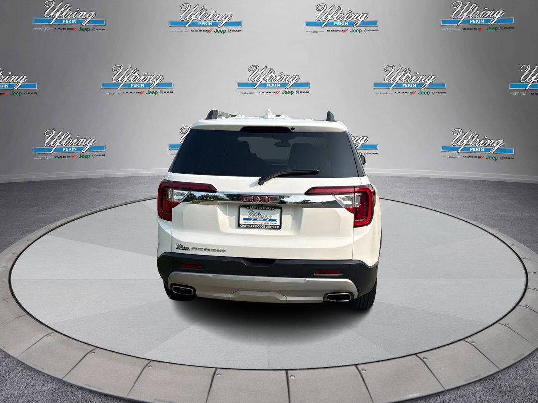 Used 2023 GMC Acadia SLE w/ Driver Convenience Package image 4