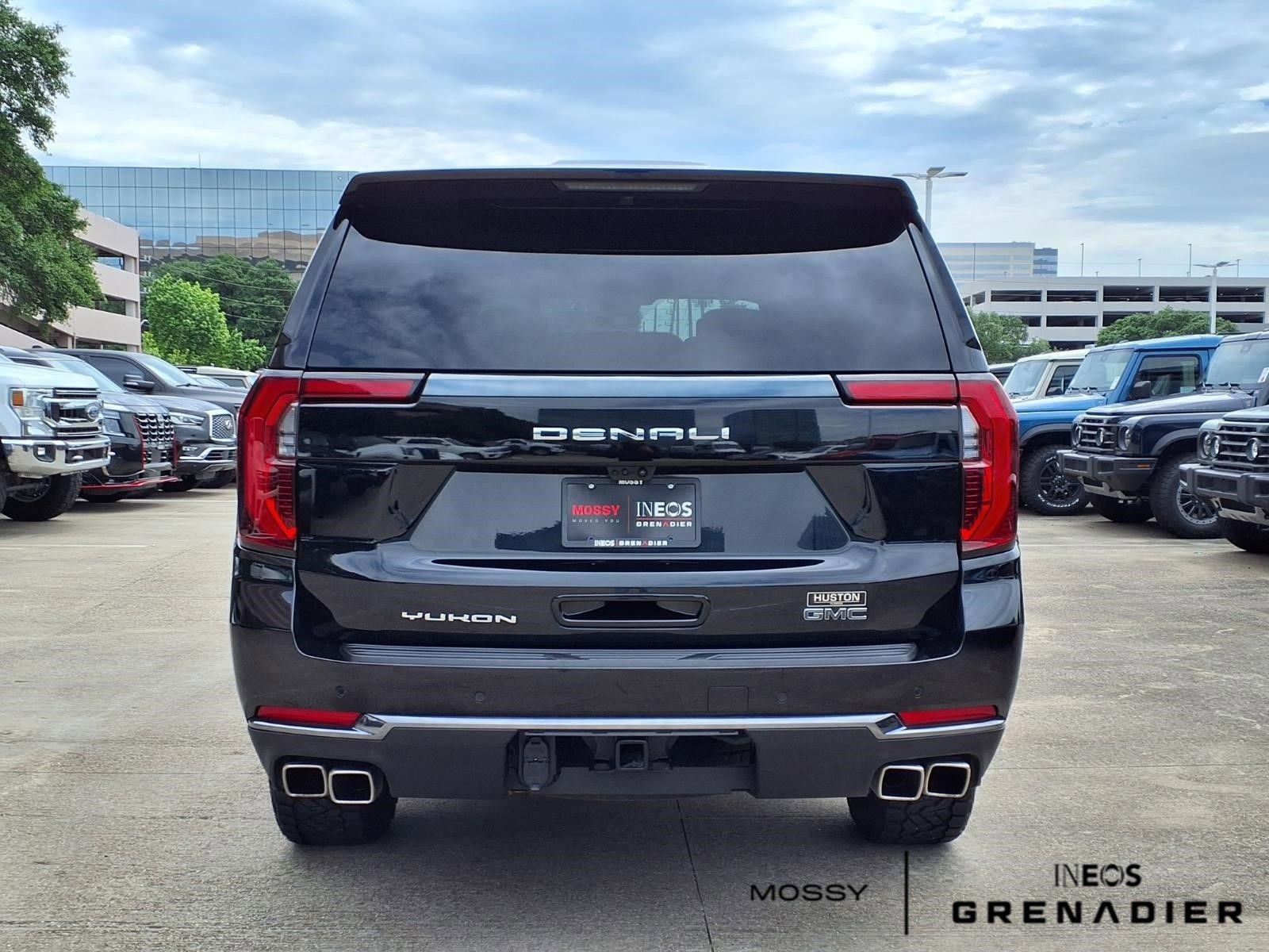 Used 2025 GMC Yukon XL Denali Ultimate image 6