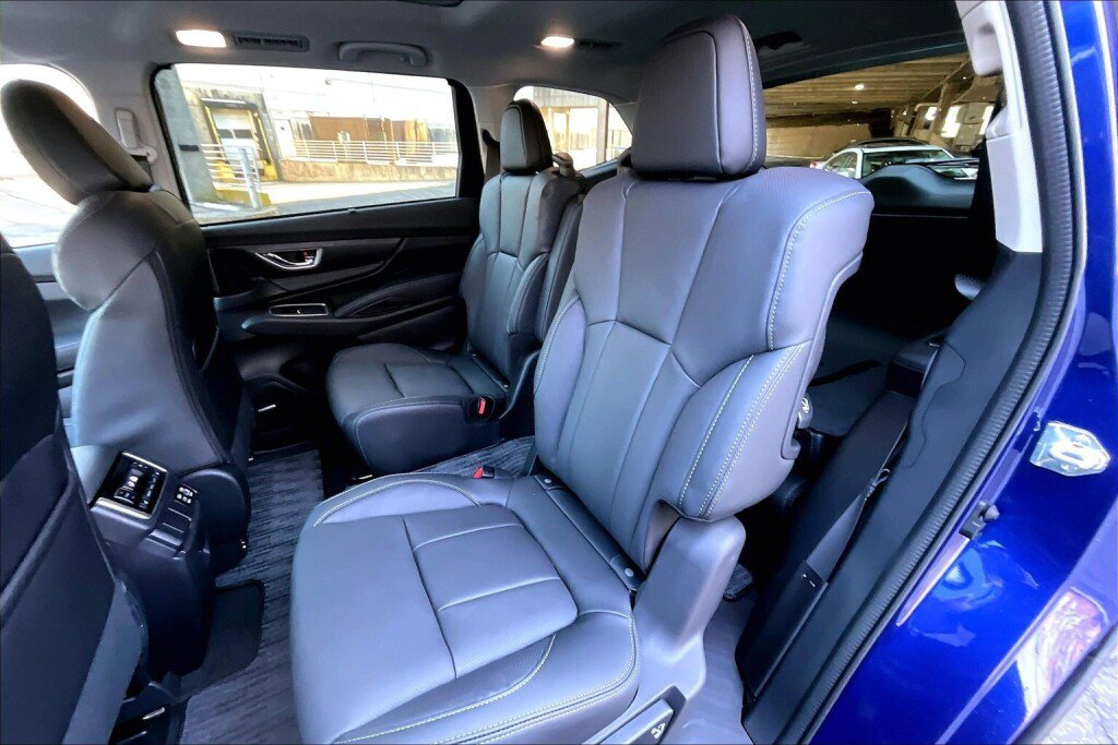 New 2026 Subaru Ascent Limited AWD/4WD image 8