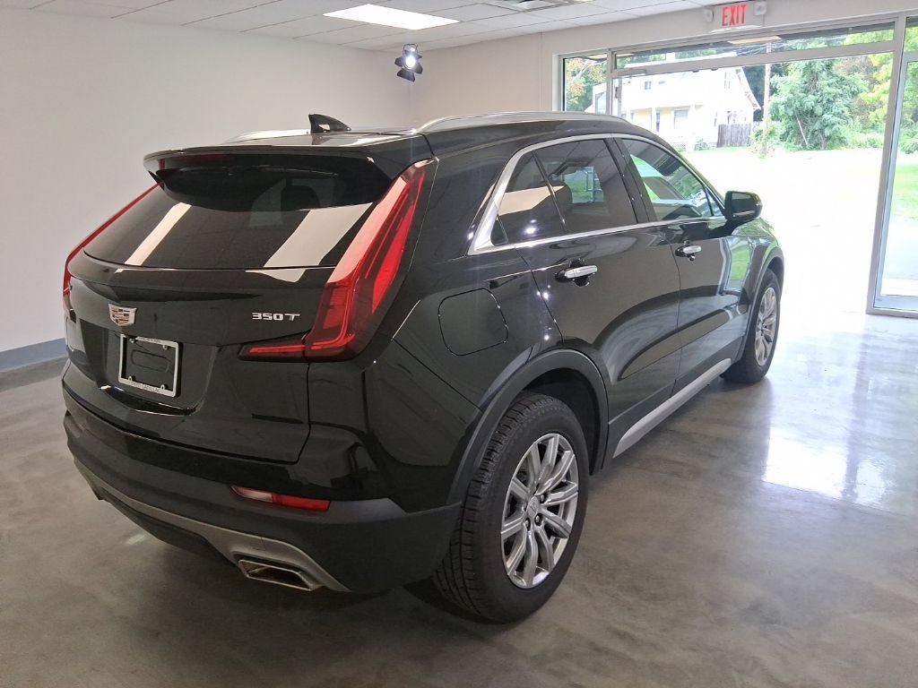 Used 2023 Cadillac XT4 Premium Luxury w/ Cold Weather Package AWD/4WD image 2