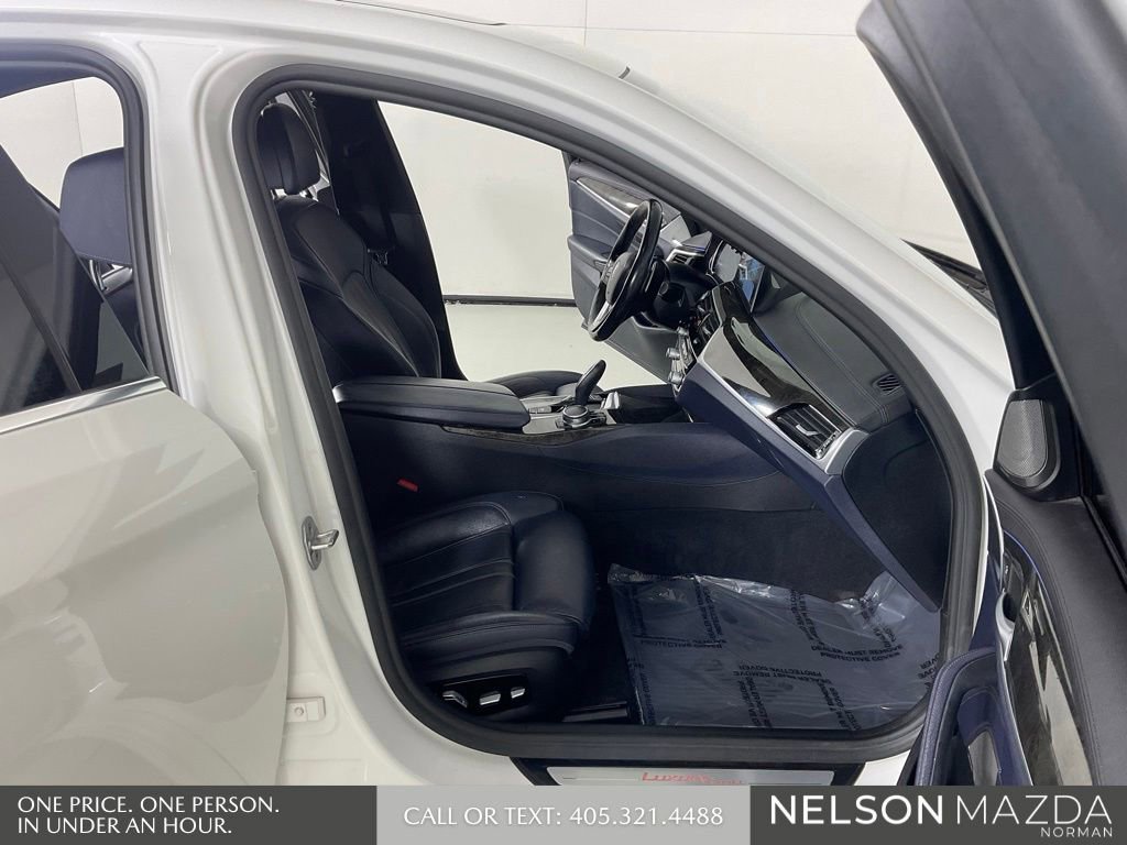 Used 2018 BMW 530i xDrive AWD/4WD image 14
