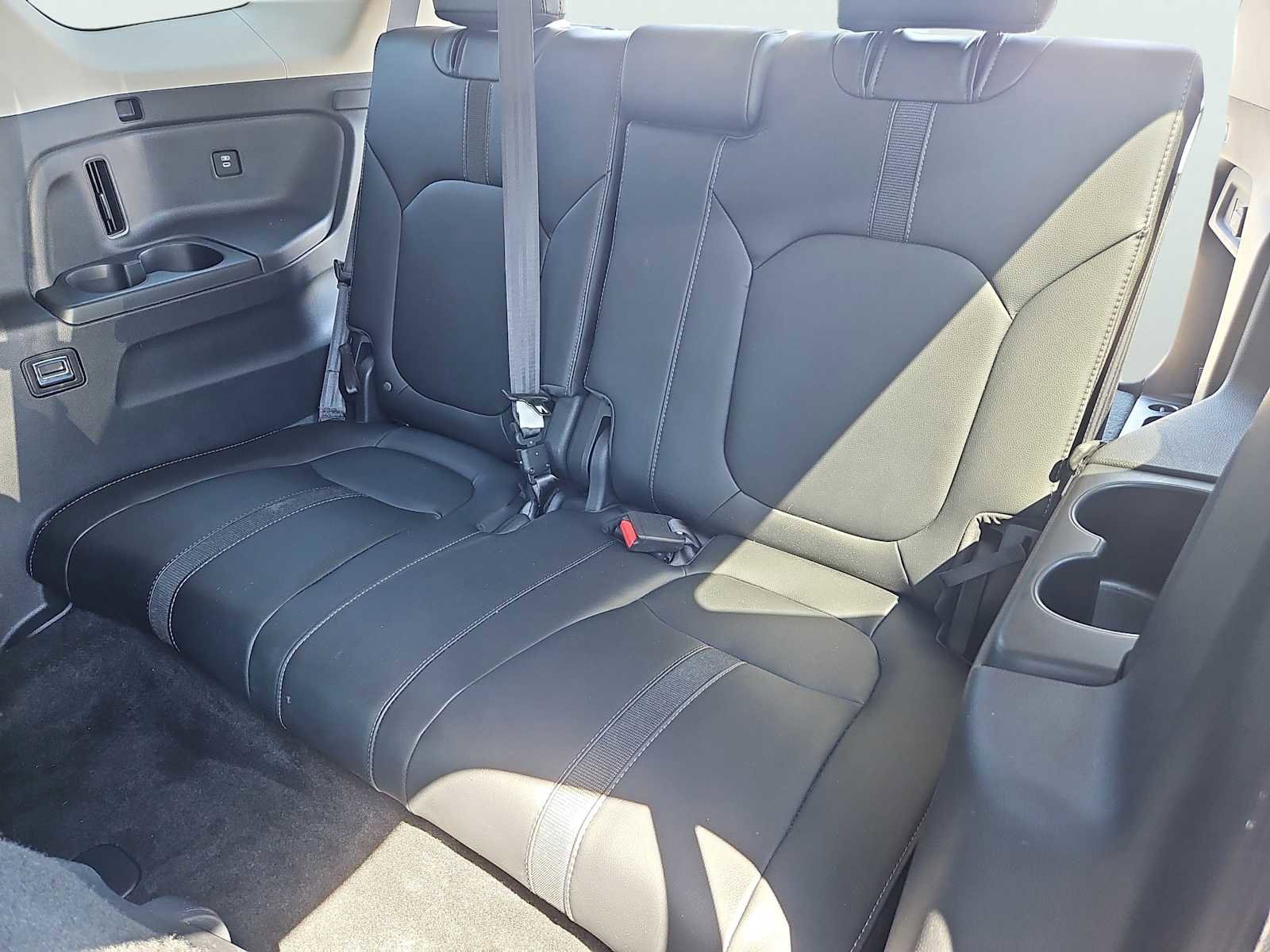 Used 2024 Honda Pilot EX-L image 32