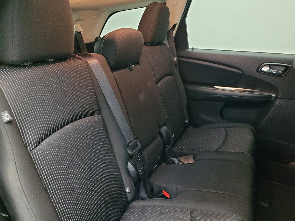 Used 2015 Dodge Journey SXT w/ Flexible Seating Group FWD image 19