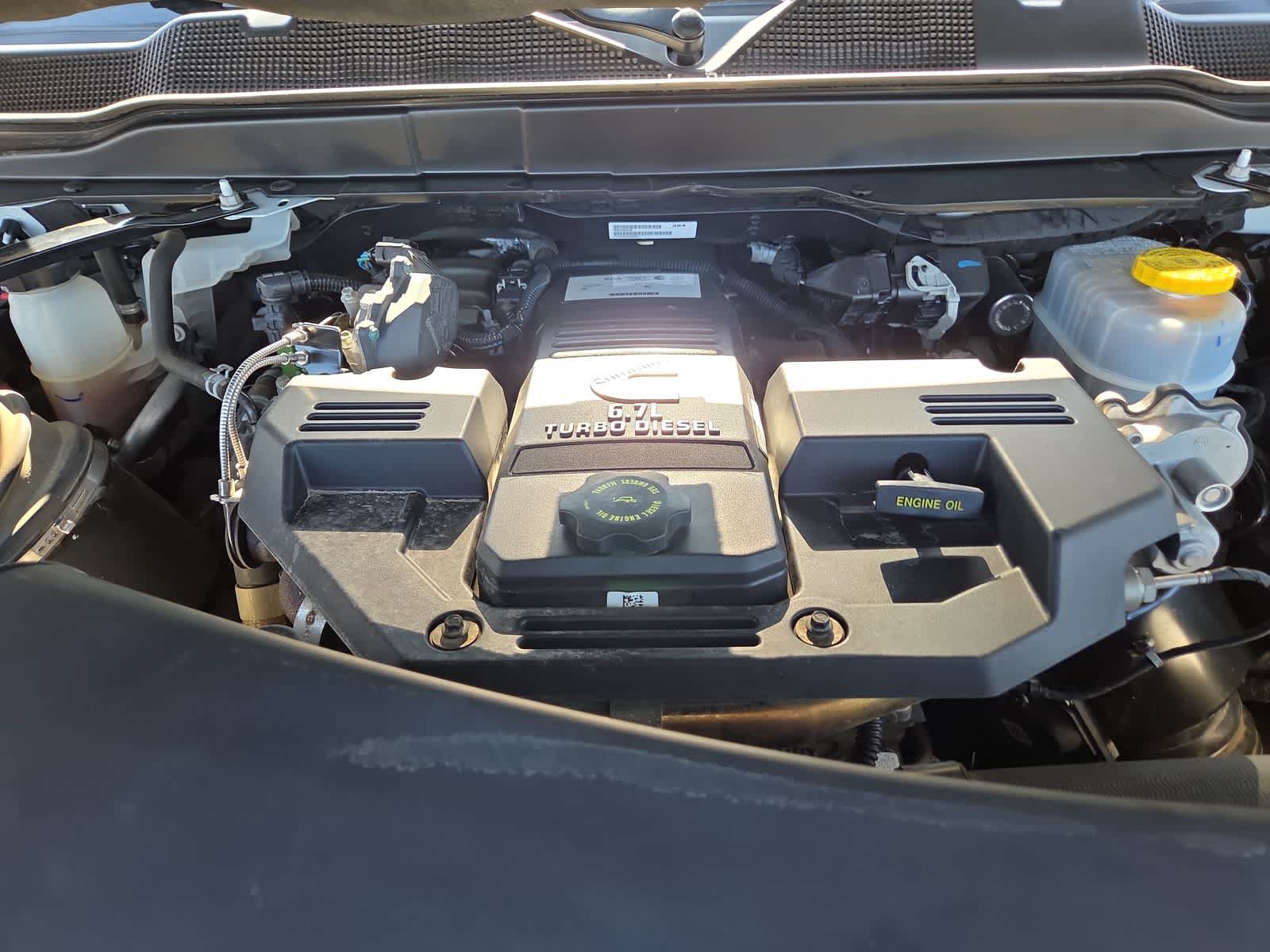 Used 2020 RAM 2500 Limited AWD/4WD image 17