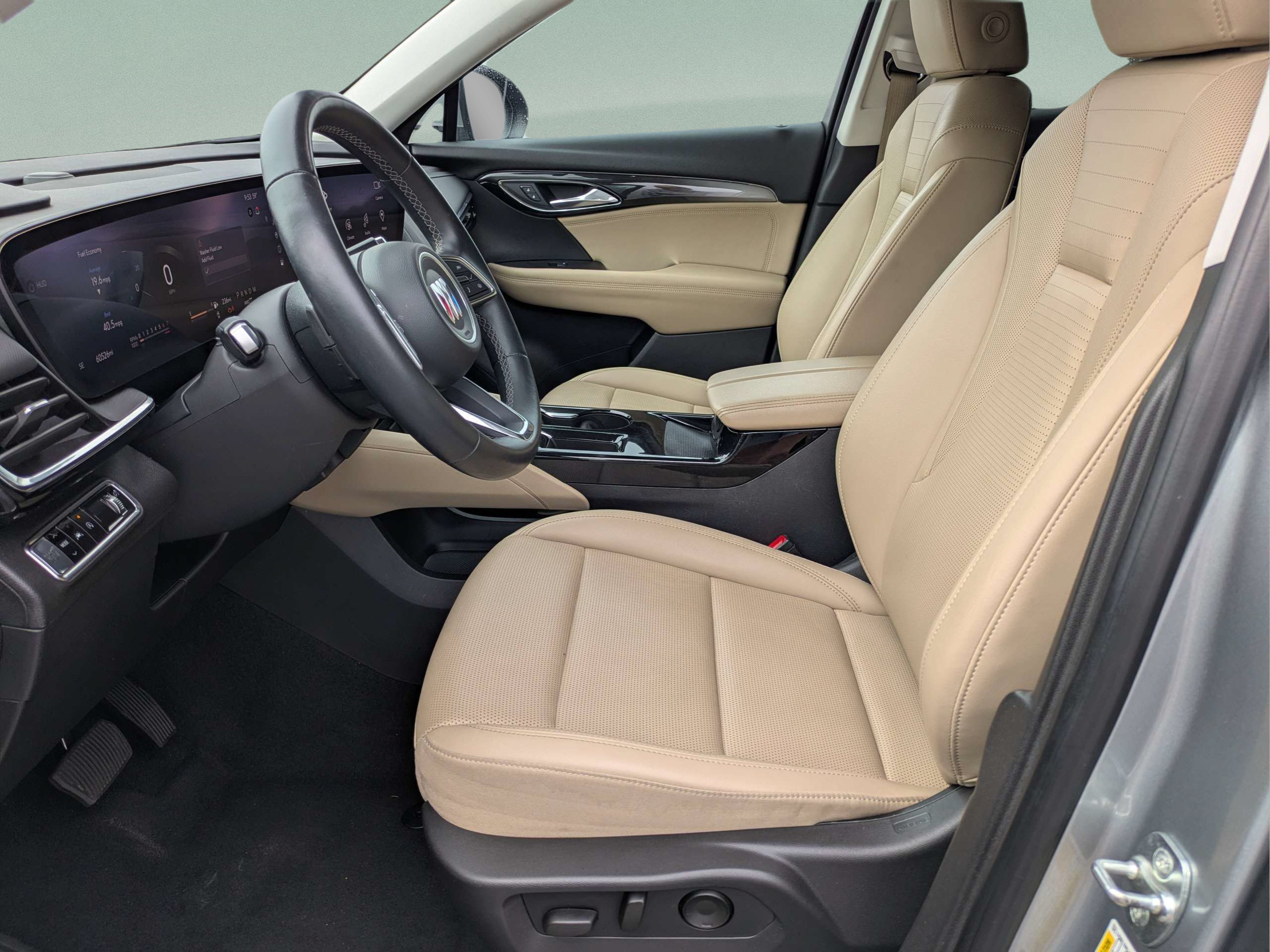 Used 2024 Buick Envision Preferred AWD/4WD image 18