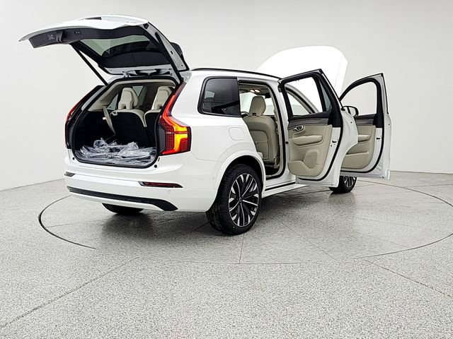 New 2026 Volvo XC90 T8 Ultra w/ Lounge Package image 11