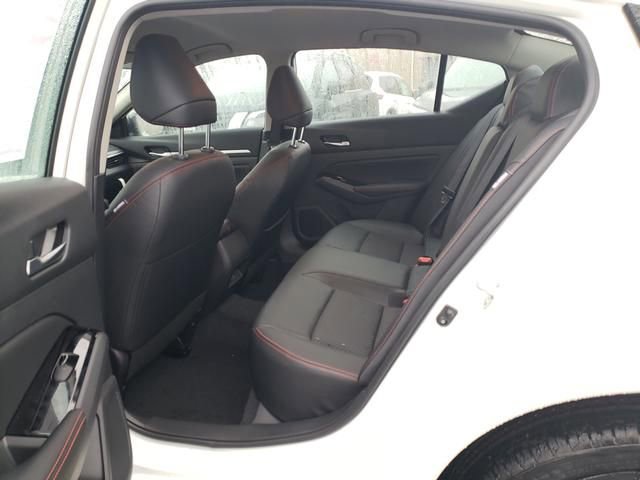 New 2025 Nissan Altima 2.5 SR image 12