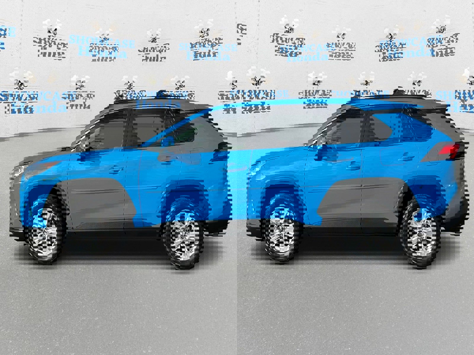 Used 2020 Toyota RAV4 XLE image 4