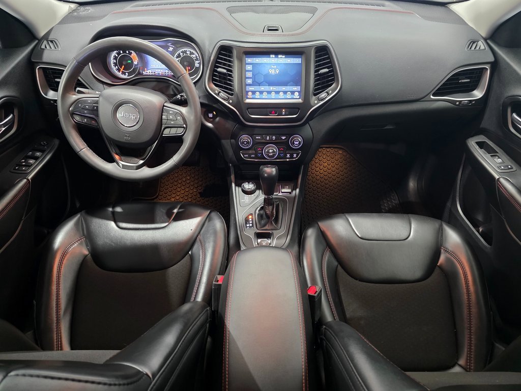 Used 2022 Jeep Cherokee Trailhawk w/ Trailer Tow Group image 32