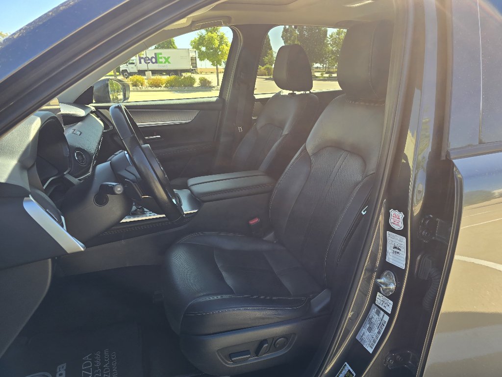 Used 2024 MAZDA CX-90 3.3 Turbo w/ Preferred Plus AWD/4WD image 13
