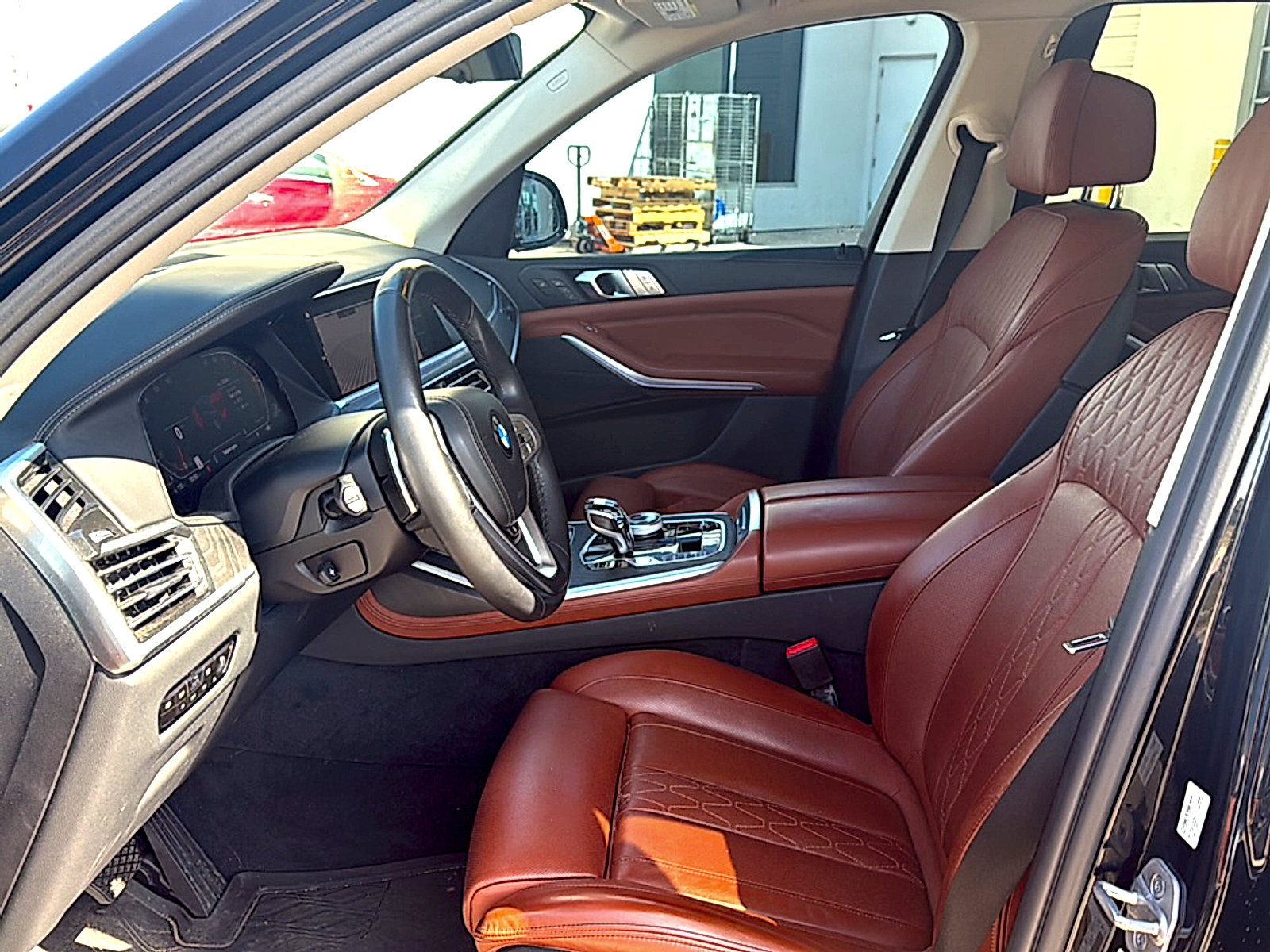 Used 2022 BMW X7 xDrive40i w/ Executive Package AWD/4WD image 7