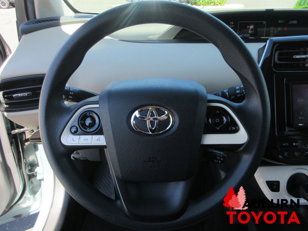 Used 2016 Toyota Prius Two image 31