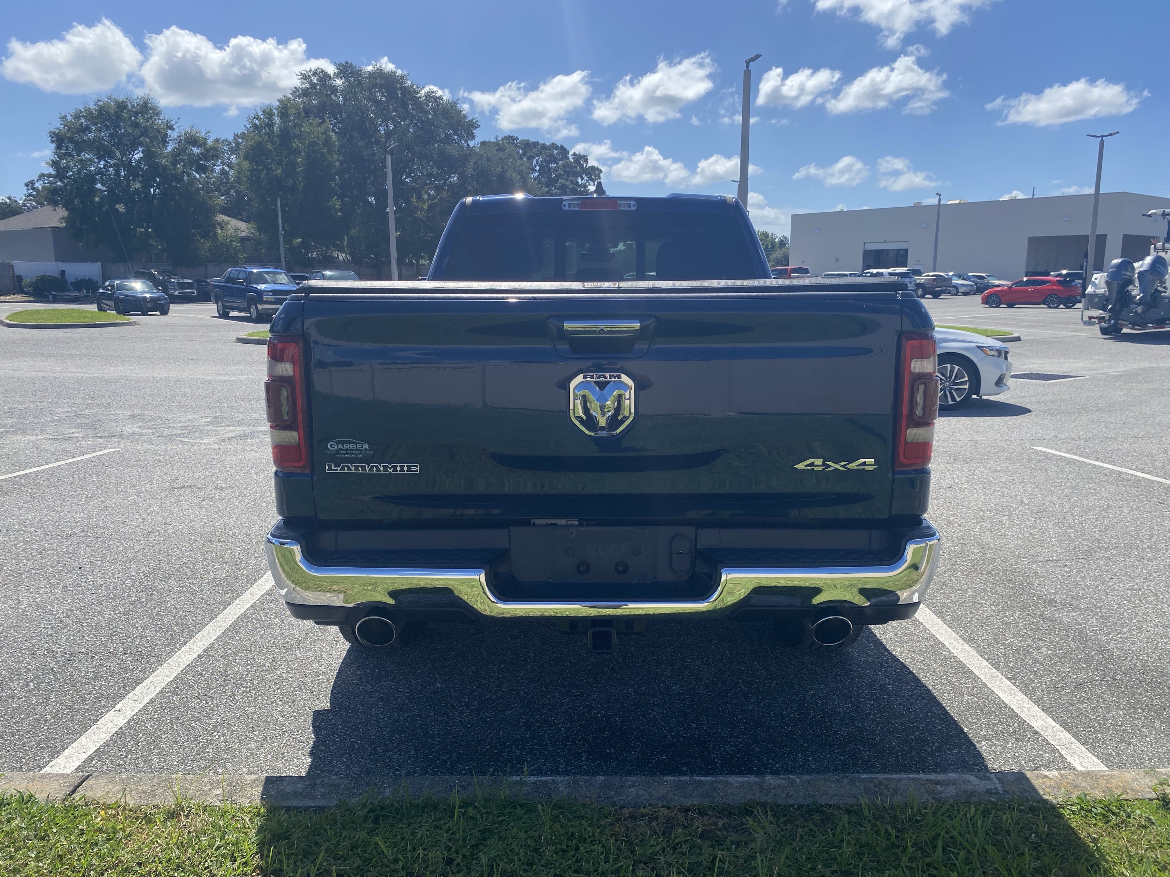Used 2020 RAM 1500 Laramie AWD/4WD image 19