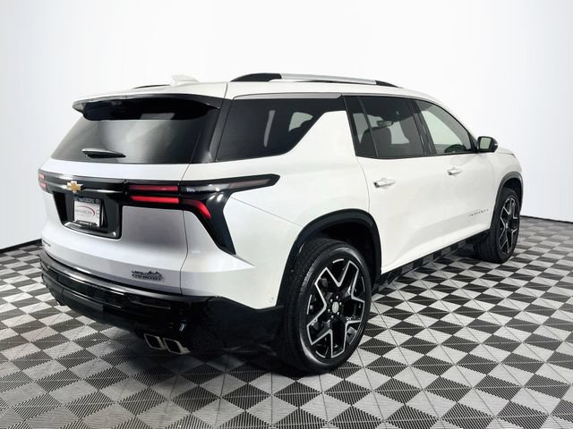 Used 2025 Chevrolet Traverse High Country FWD image 8