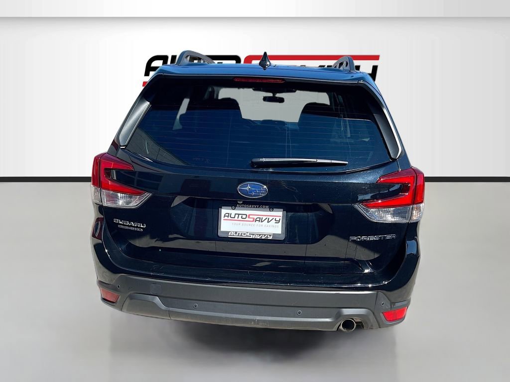 Used 2023 Subaru Forester Limited image 6